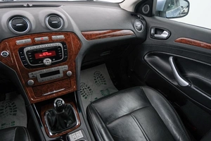 Седан Ford Mondeo 2007 года, 749000 рублей, Красноярск