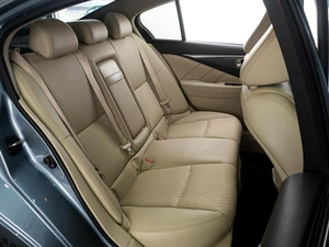 Седан Infiniti Q50 2015 года, 1834000 рублей, Тюмень