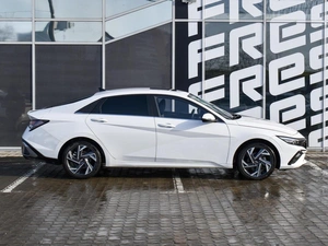 Седан Hyundai Elantra 2023 года, 2230000 рублей, Краснодар