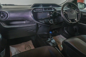 Хетчбэк Toyota Aqua 2018 года, 1079000 рублей, Томск