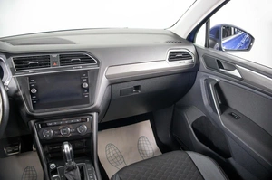 Внедорожник Volkswagen Tiguan 2018 года, 2259000 рублей, Пермь