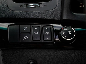 Внедорожник Kia Mohave 2010 года, 1650000 рублей, Краснодар