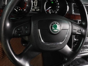 Лифтбек Skoda Superb 2012 года, 1219000 рублей, Воронеж