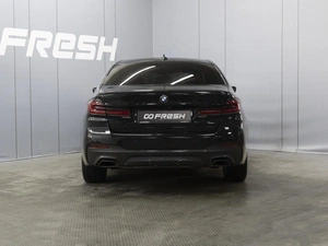 Седан BMW 5 серия 2021 года, 7600000 рублей, Омск