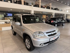 Внедорожник Chevrolet Niva 2010 года, 595000 рублей, Орёл