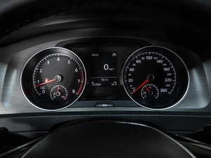 Хетчбэк Volkswagen Golf 2013 года, 1007000 рублей, Ставрополь