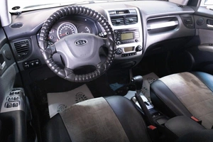 Внедорожник Kia Sportage 2009 года, 989000 рублей, Томск