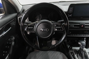 Внедорожник Kia Seltos 2020 года, 2449000 рублей, Новокузнецк