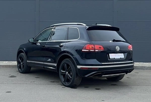 Внедорожник Volkswagen Touareg 2016 года, 2790000 рублей, Солонцы