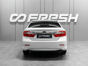 Седан Toyota Camry 2012 года, 1659000 рублей, Тюмень