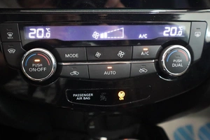 Внедорожник Nissan X-Trail 2015 года, 1730000 рублей, Мирное