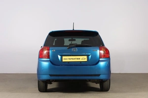 Хетчбэк Toyota Corolla Runx 2006 года, 749000 рублей, Новосибирск