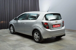 Седан Chevrolet Aveo 2013 года, 690000 рублей, Красноярск