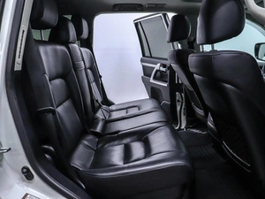 Внедорожник Toyota Land Cruiser 2019 года, 8000000 рублей, Красноярск