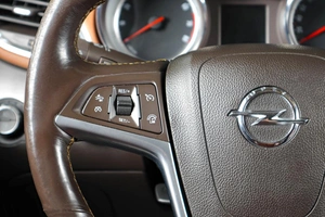 Внедорожник Opel Mokka 2013 года, 1199000 рублей, Тюмень