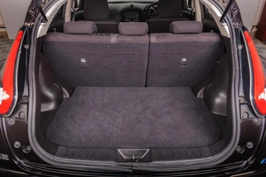 Внедорожник Nissan Juke 2016 года, 1199000 рублей, Томск