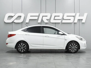 Седан Hyundai Solaris 2013 года, 899000 рублей, Воронеж