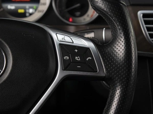 Седан Mercedes-benz E-класс 2013 года, 2330000 рублей, Омск