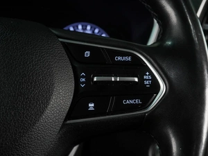 Внедорожник Hyundai Santa Fe 2018 года, 3100000 рублей, Воронеж