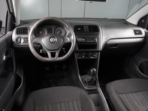 Седан Volkswagen Polo 2020 года, 889000 рублей, Красный Пахарь