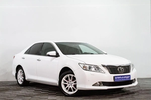 Седан Toyota Camry 2013 года, 1939000 рублей, Сургут