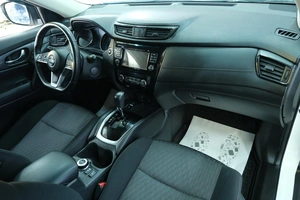Внедорожник Nissan X-Trail 2020 года, 2349000 рублей, Омск