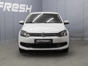 Седан Volkswagen Polo 2012 года, 640000 рублей, Омск