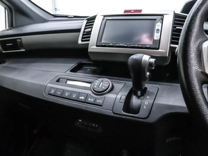 Минивэн Honda Freed 2013 года, 1249000 рублей, Красноярск