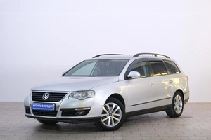 Универсал Volkswagen Passat 2008 года, 689000 рублей, Омск
