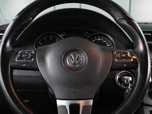 Седан Volkswagen Passat 2014 года, 968070 рублей, Воронеж