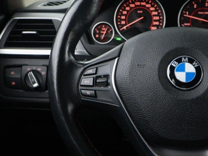 Седан BMW 3 серия 2018 года, 2657077 рублей, Москва