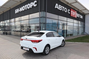Седан Kia Rio 2019 года, 1380000 рублей, Мирное