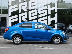 Седан Chevrolet Aveo 2012 года, 600000 рублей, Волгоград