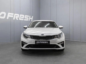 Седан Kia Optima 2018 года, 1840000 рублей, Омск