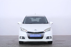 Минивэн Toyota Wish 2017 года, 1889000 рублей, Омск