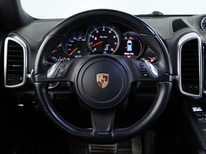 Внедорожник Porsche Cayenne Turbo 2013 года, 3360046 рублей, Москва