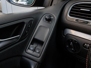 Хетчбэк Volkswagen Golf 2010 года, 849000 рублей, Краснодар
