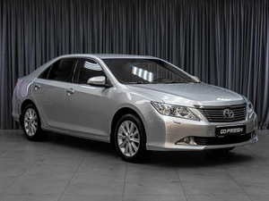 Седан Toyota Camry 2013 года, 1929000 рублей, Тюмень