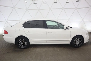 Седан Skoda Superb 2013 года, 1400000 рублей, Орёл