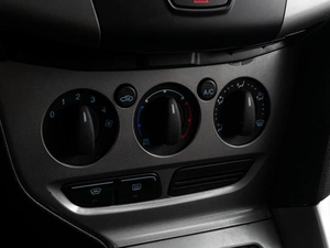 Хетчбэк Ford Focus 2013 года, 799000 рублей, Тюмень