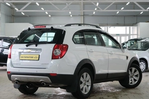 Внедорожник Chevrolet Captiva 2010 года, 1089000 рублей, Омск