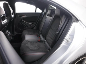 Седан Mercedes-benz CLA-класс 2015 года, 1899055 рублей, Москва