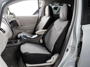 Хетчбэк Nissan Leaf 2011 года, 599000 рублей, Тюмень