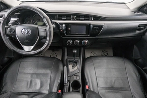 Седан Toyota Corolla 2013 года, 1199000 рублей, Красноярск