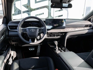 Седан Toyota Camry 2025 года, 4520000 рублей, Краснодар