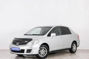 Седан Nissan Tiida 2010 года, 849000 рублей, Красноярск