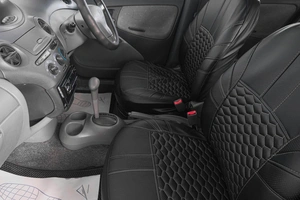 Хетчбэк Toyota Vitz 2000 года, 329000 рублей, Кемерово