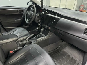 Седан Toyota Corolla 2013 года, 1197000 рублей, Красноярск