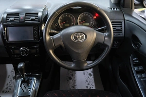 Универсал Toyota Corolla Fielder 2010 года, 1279000 рублей, Омск