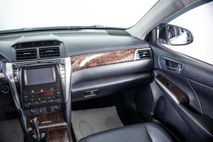 Седан Toyota Camry 2015 года, 2399000 рублей, Пермь